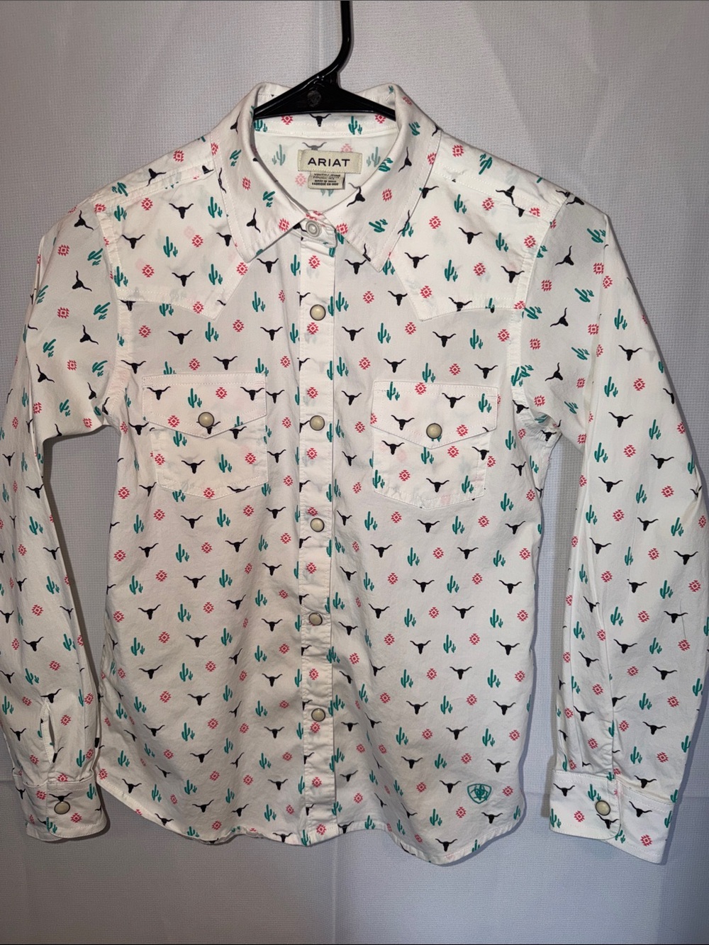 Ariat Girls White Long-Sleeve Western Print Button-Down Shirt